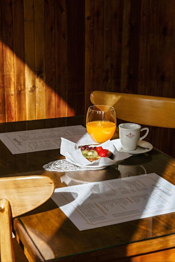 Albergo Centrale 스칸노 외부 사진